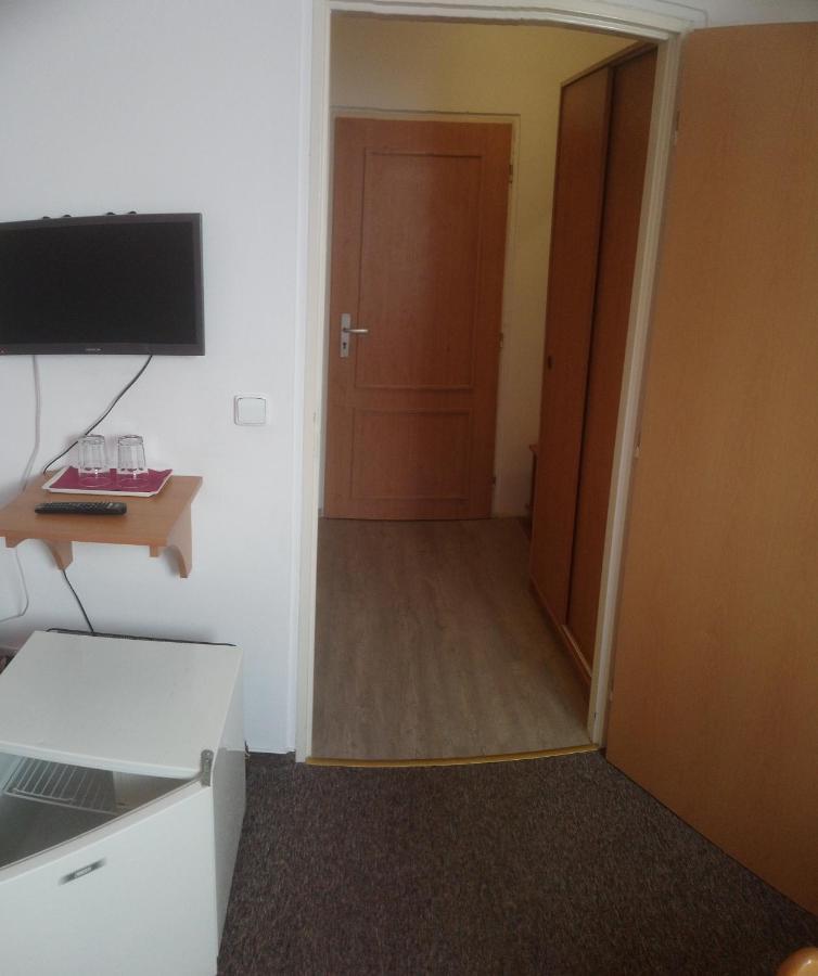 Penzion Mestansky Dum Svoboda nad Úpou Extérieur photo