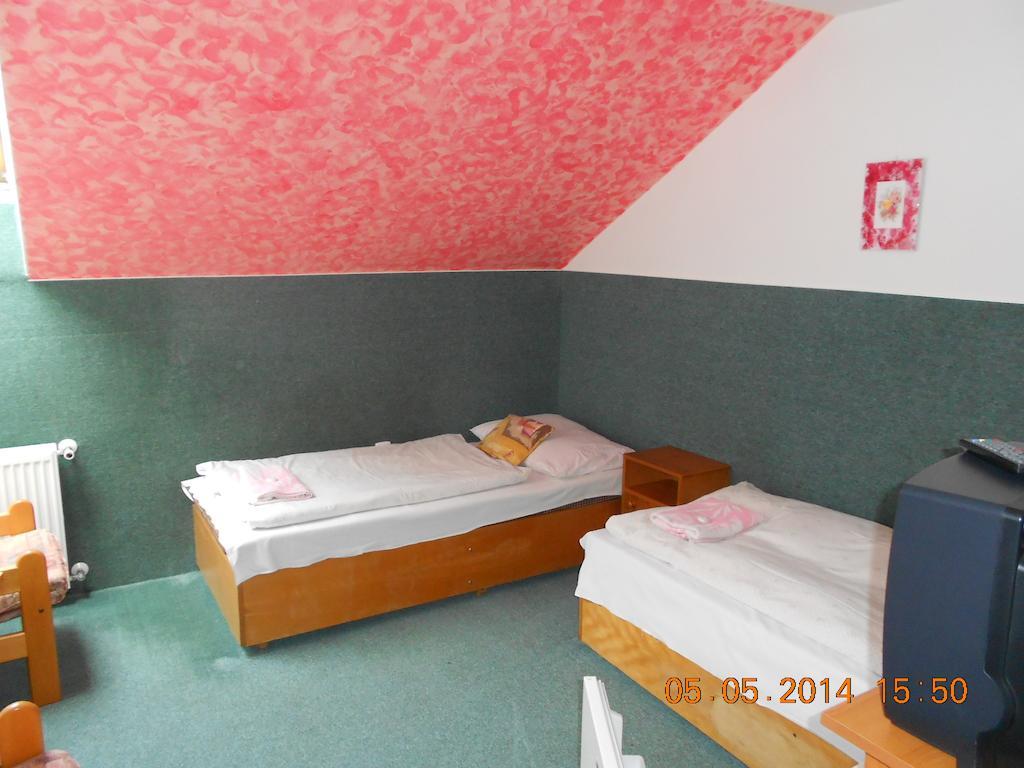 Penzion Mestansky Dum Svoboda nad Úpou Chambre photo