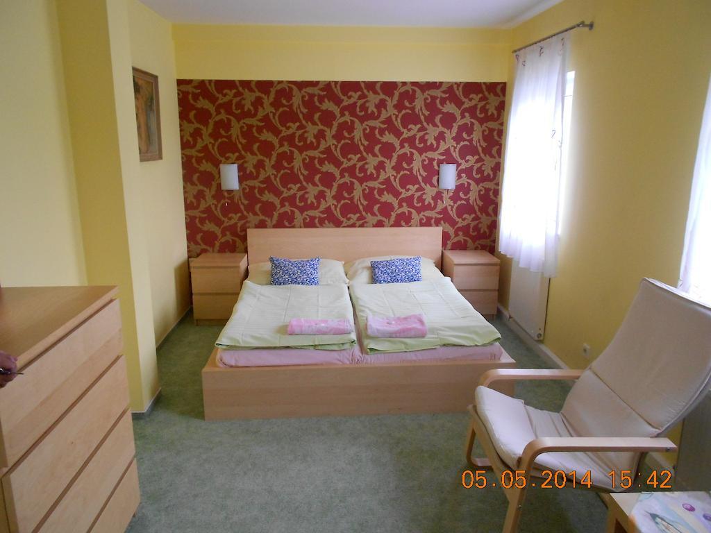 Penzion Mestansky Dum Svoboda nad Úpou Chambre photo